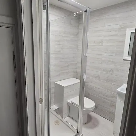 Beautiful Garden Flat Near Central Лондон Экстерьер фото